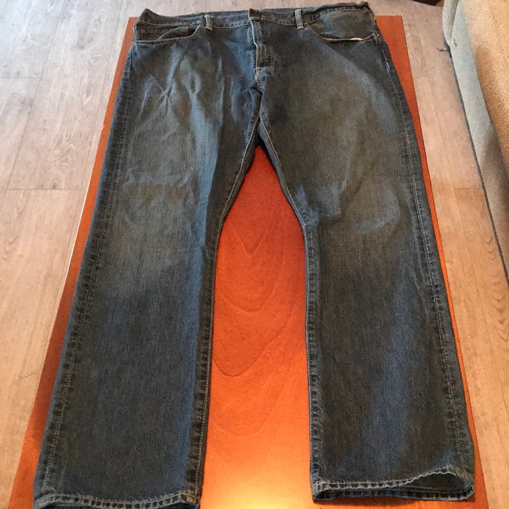 Men’s polo jeans